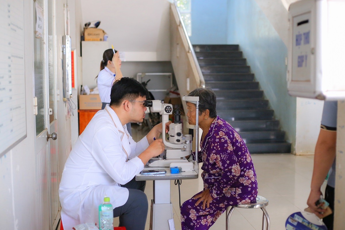 tay-ninh-mang-dich-vu-y-te-den-tan-cua-nha-dan-vung-que-tan-dong-4-1755004548.jpg