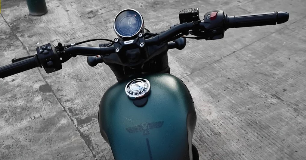 ‘Hạ đo ván’ Honda Winner X và Yamaha Exciter, ‘ông hoàng côn tay’ 334cc mới ra mắt giá 55 triệu đồng ảnh 3