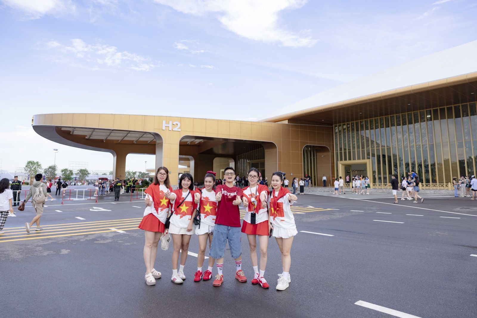 check-in-tai-trung-tam-trien-lam-viet-nam-vec-1755344359.jpg