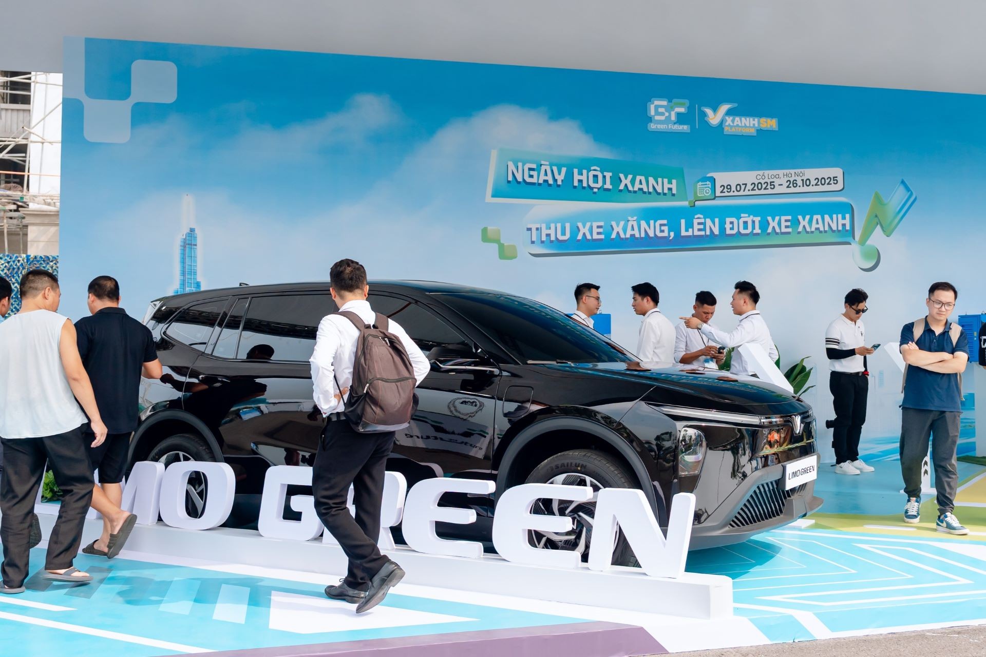 Đổi xe xăng cũ lấy xe điện VinFast tại Hà Nội: Tài xế dịch vụ nhận ưu đãi kép với Limo Green ảnh 2