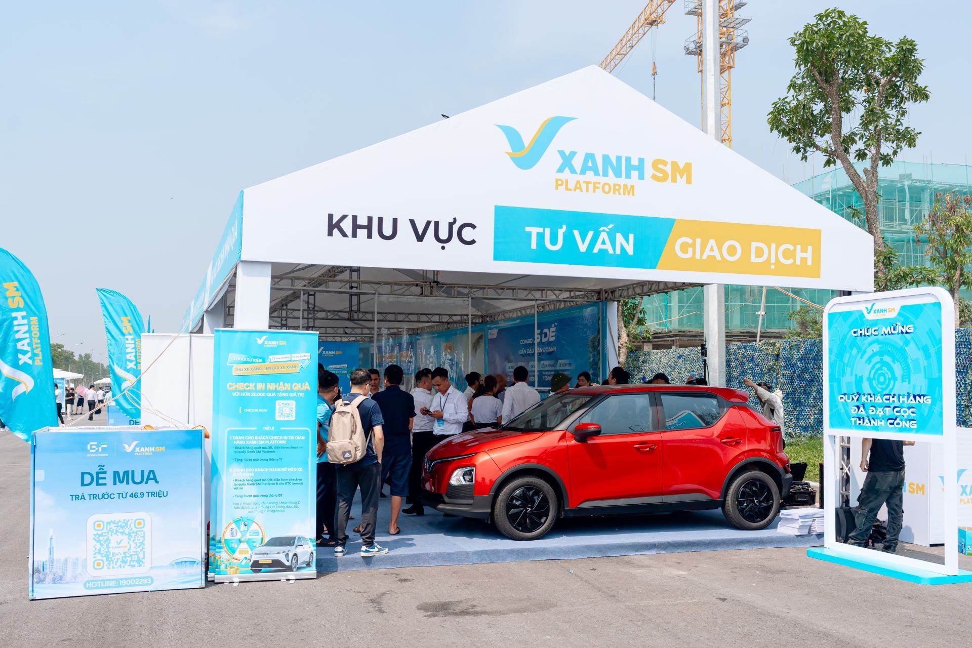 ‘Ngày hội xanh – Thu xe xăng, Lên đời xe xanh’ gây sốt với tài xế dịch vụ ở Hà Nội ảnh 1