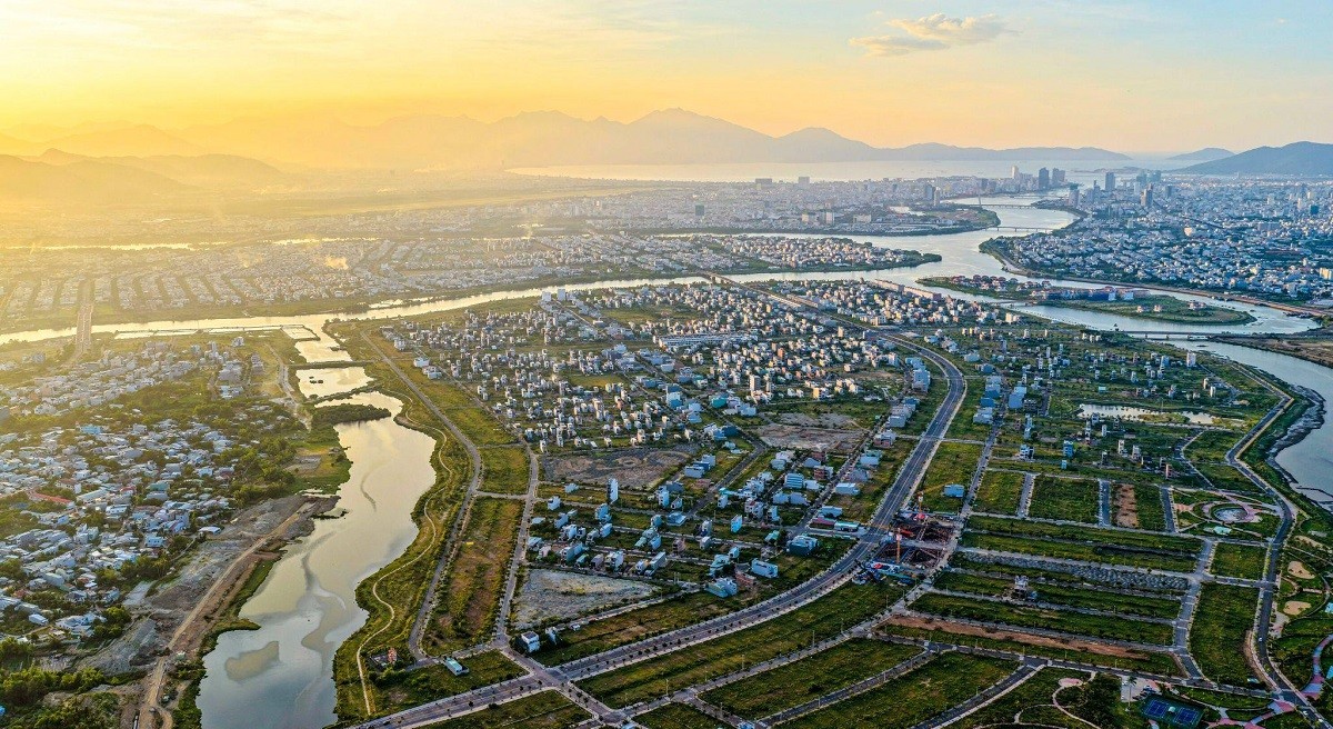 nam-hoa-xuan-thanh-do-thi-dang-tim-kiem-1755938784.jpg
