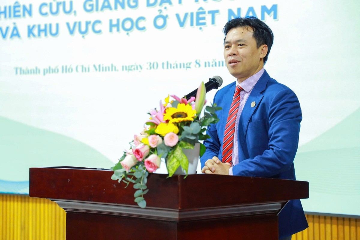vai-tro-cua-ngon-ngu-hoc-va-khu-vuc-hoc-trong-nang-cao-chat-luong-giao-duc-hoc-thuat-viet-nam-1-1756541372.jpg