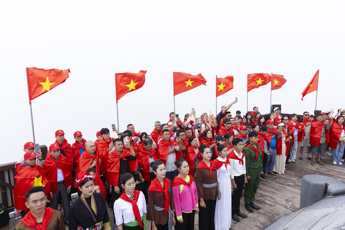 le-thuong-co-fansipan-dip-2-9-1756710272.jpg