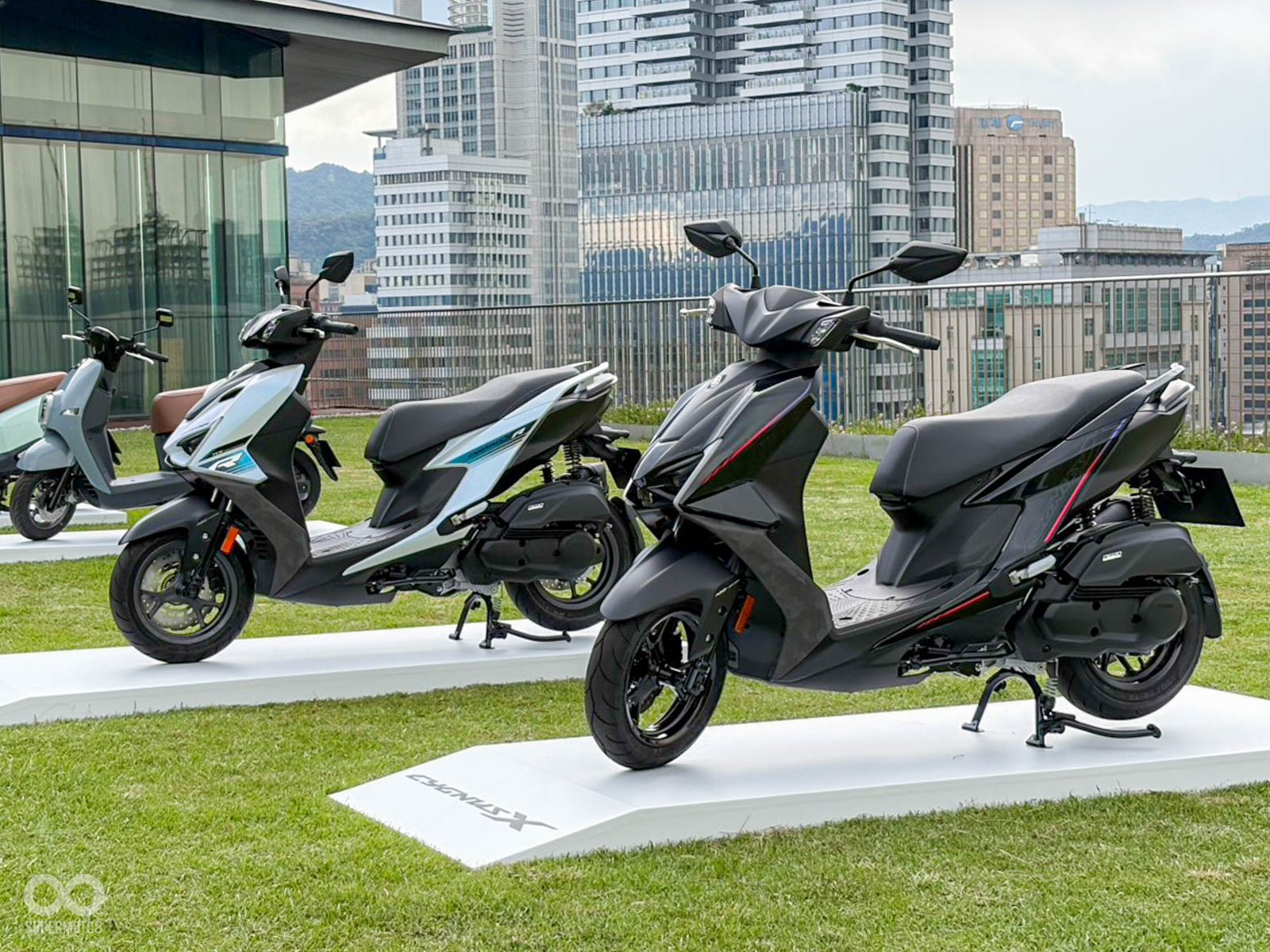 Yamaha chính thức ra mắt ‘cơn ác mộng của Honda Air Blade' với giá mềm, thiết kế đẹp át vía SH Mode ảnh 7