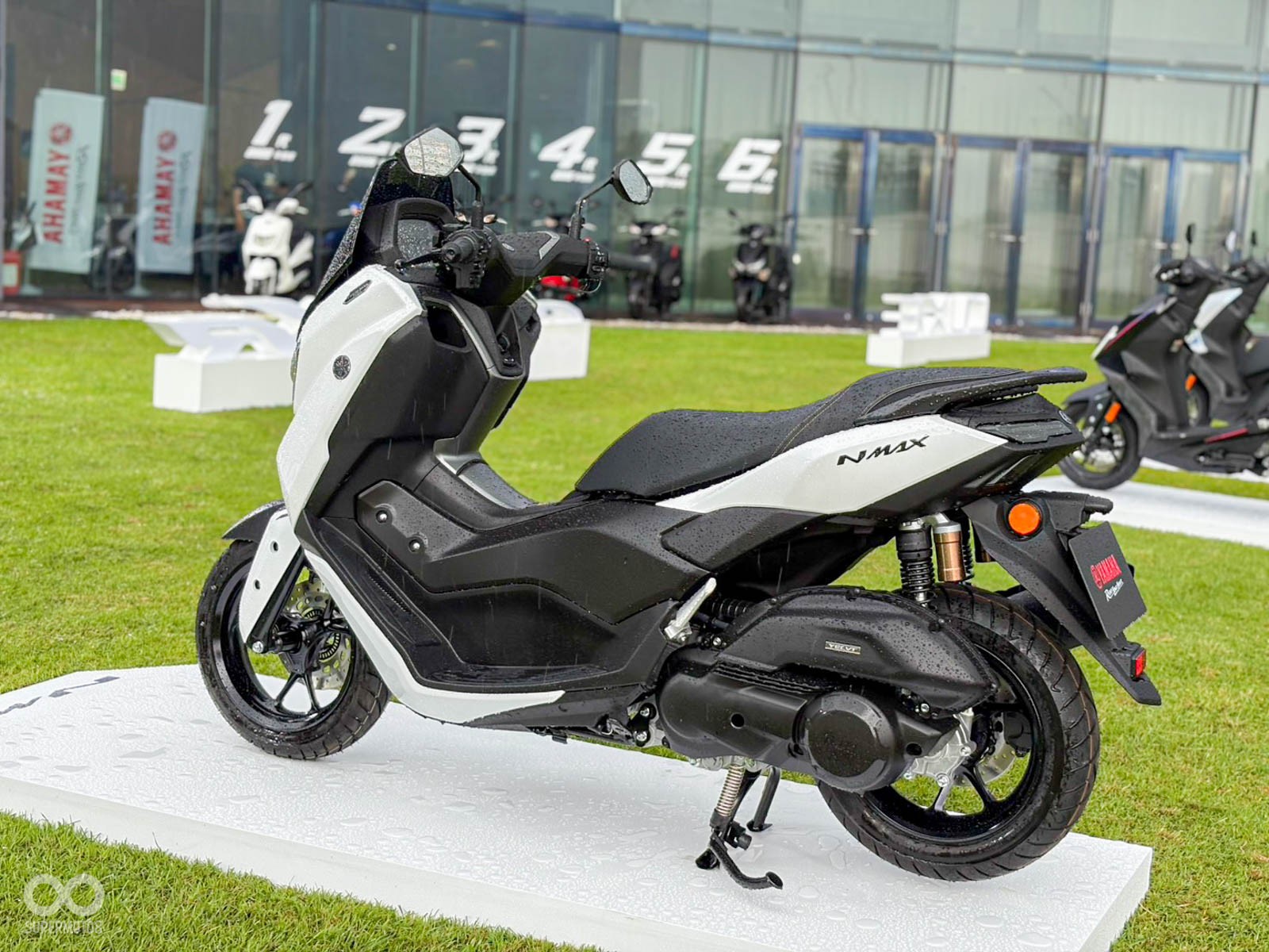 ‘Vua xe ga’ 155cc mới của Yamaha chính thức trình làng với giá cạnh tranh, quyết ‘gạt giò’ Honda SH ảnh 6