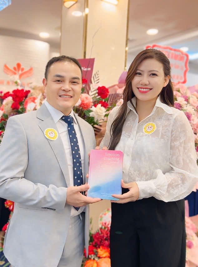 9-doanh-nhan-nguyen-hong-dang-su-kien-ky-niem-18-nam-thanh-lap-nha-khoa-nhu-ngoc-1757483831.jpg