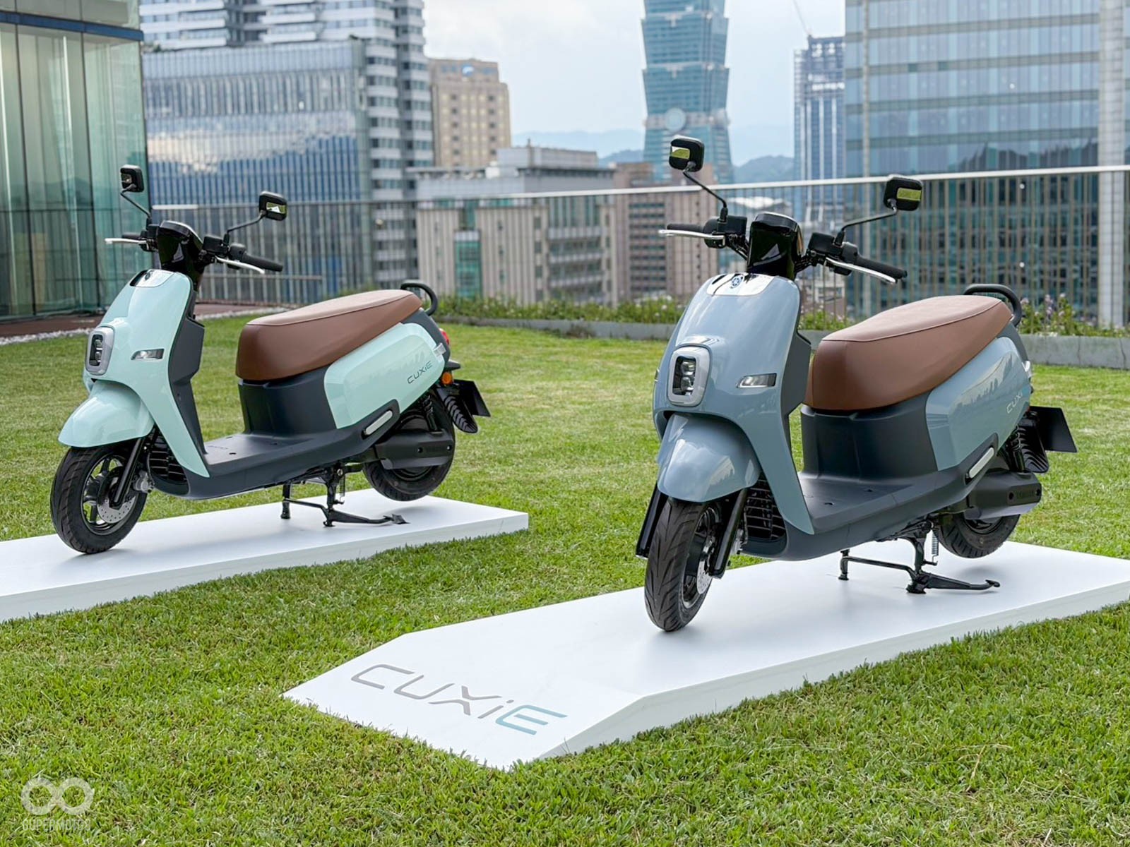 Yamaha ra mắt ‘xe máy điện quốc dân’ mới đẹp long lanh, lấn át Honda SH Mode với mức giá cạnh tranh ảnh 2