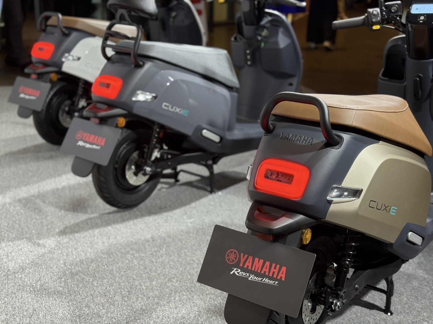 Yamaha ra mắt ‘xe máy điện quốc dân’ mới đẹp long lanh, lấn át Honda SH Mode với mức giá cạnh tranh ảnh 4