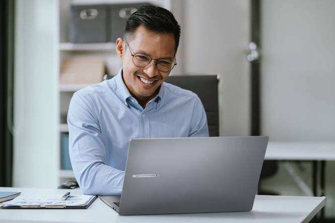laptop-asus-expert-series-4-1758098860.png