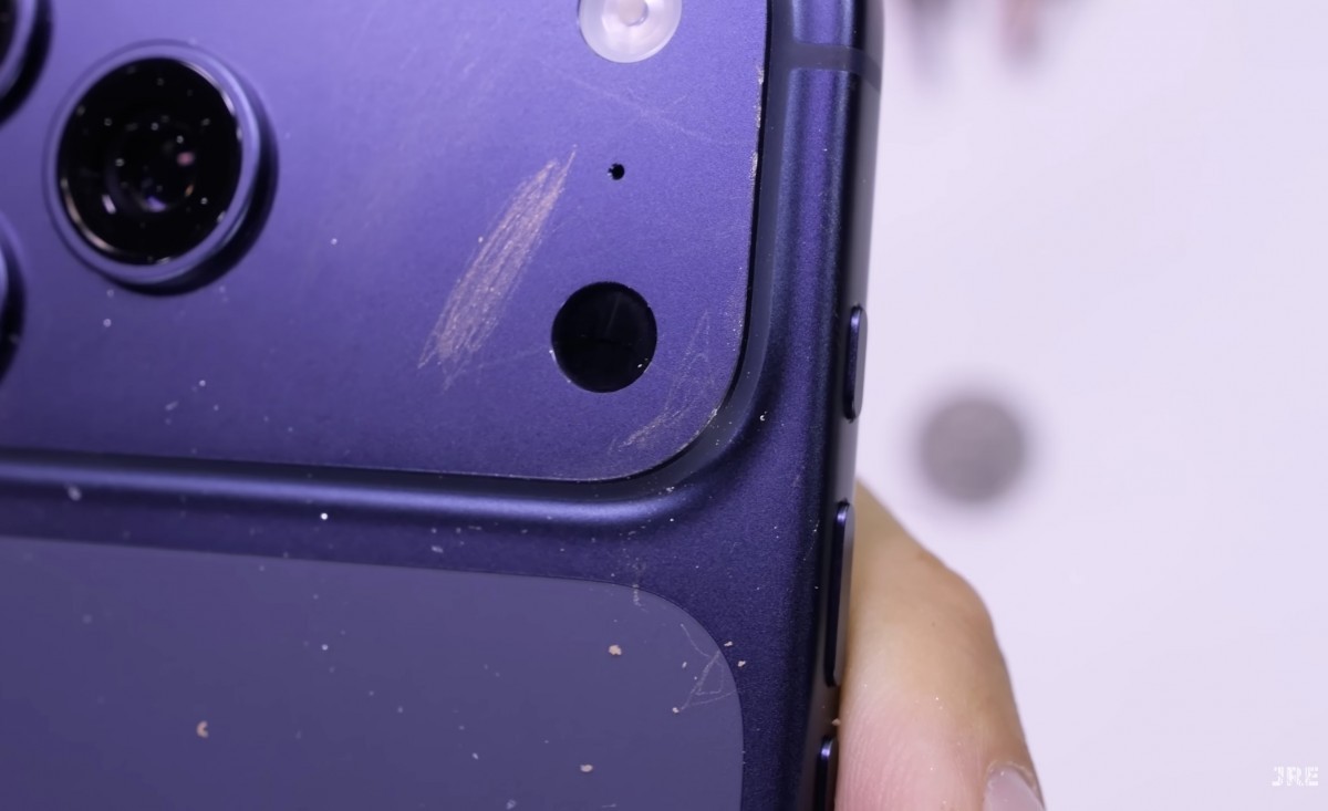 iphone-1-1758684862.jpg