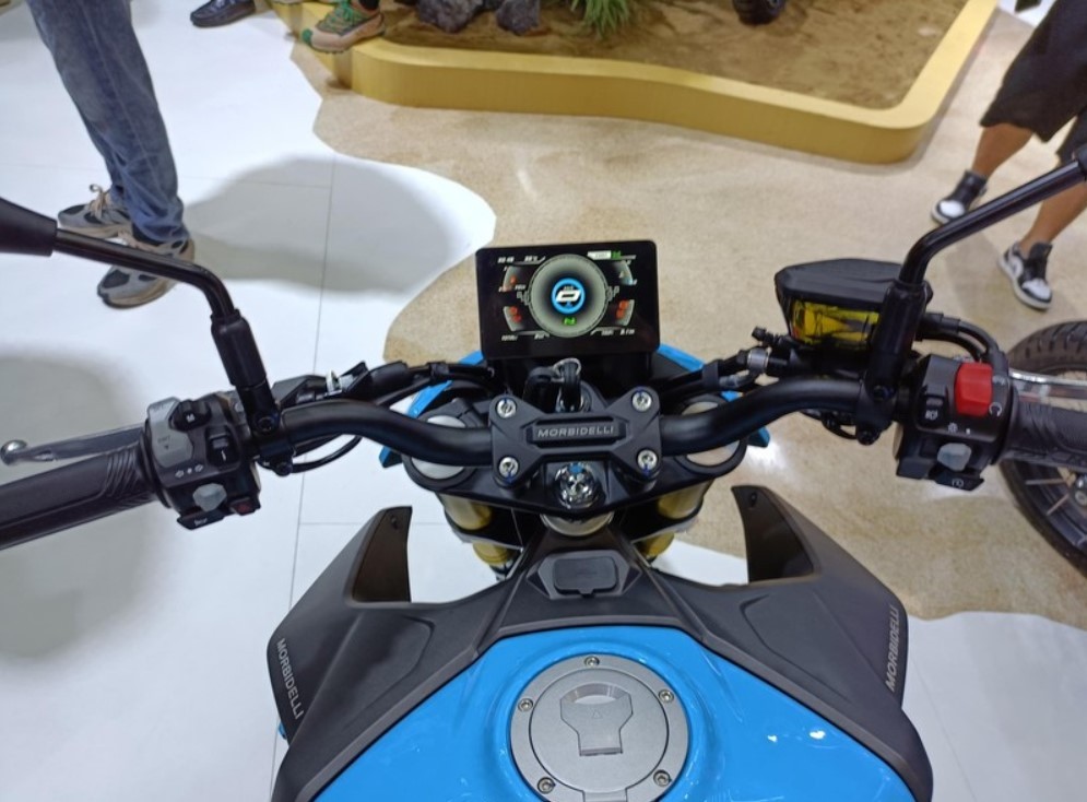 Áp đảo Yamaha Exciter và Honda Winner R, ‘vua côn tay’ 350cc có ABS 2 kênh ra mắt giá 70 triệu đồng ảnh 5
