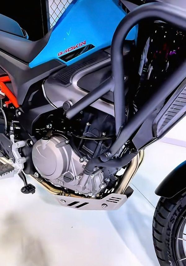 ‘Vua côn tay’ 349cc mới giá 77 triệu đồng ra mắt, trang bị ‘đè bẹp’ Yamaha Exciter và Honda Winner R ảnh 6
