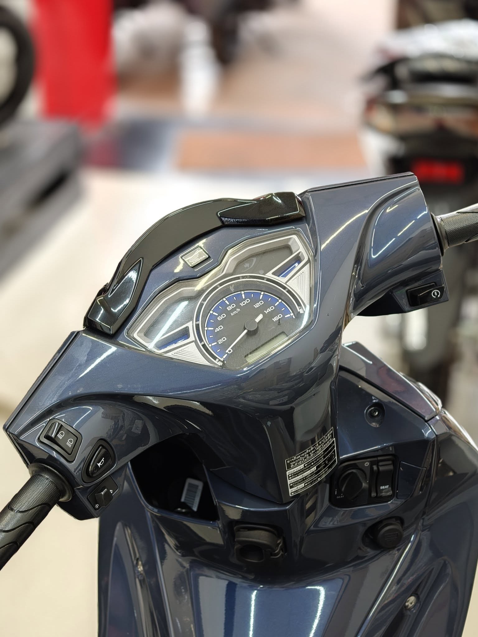 Đẹp hơn cả Future và Wave Alpha, ‘vua xe số’ Honda nhập Thái mới đã về đại lý Việt với giá cực sốc ảnh 6
