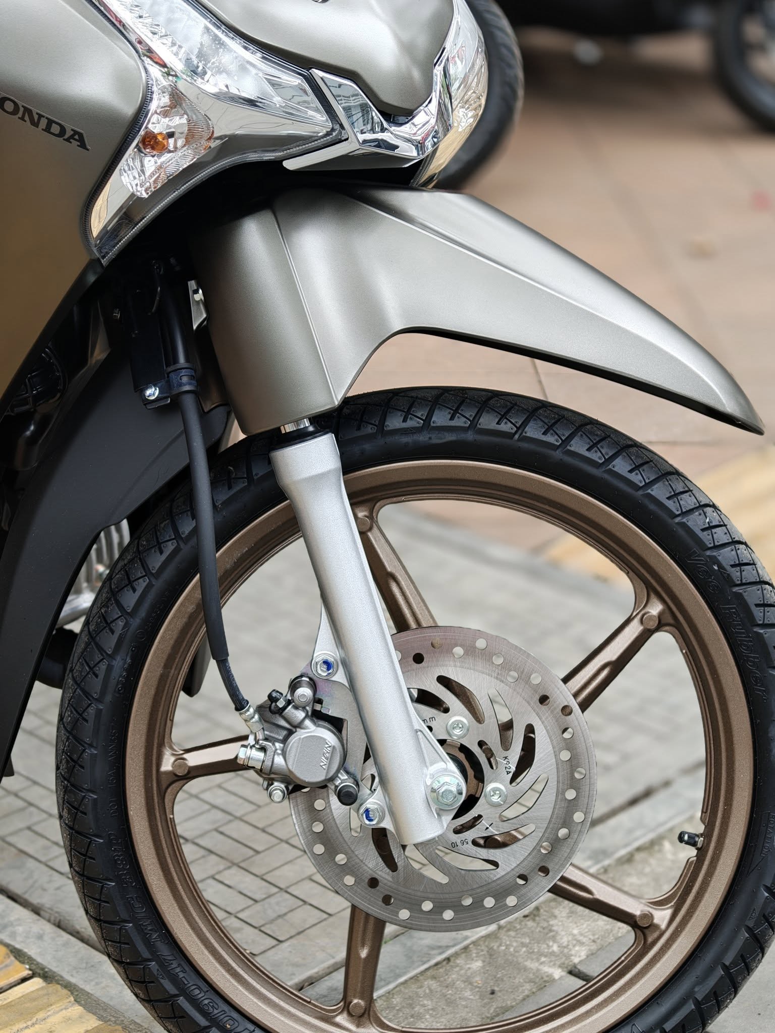 Đẹp hơn cả Future và Wave Alpha, ‘vua xe số’ Honda nhập Thái mới đã về đại lý Việt với giá cực sốc ảnh 9