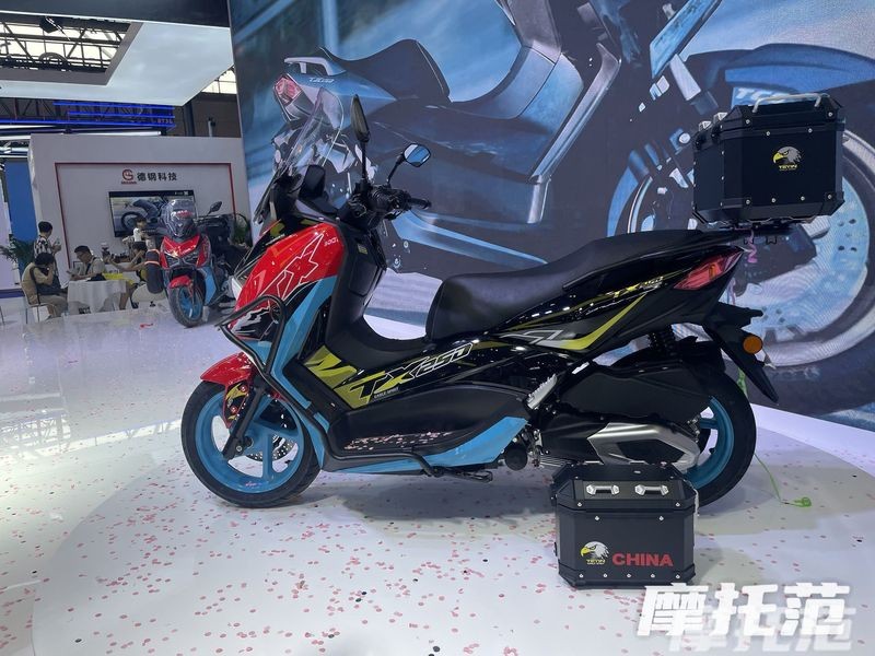 'Kẻ huỷ diệt Honda SH' ra mắt với giá chỉ 63 triệu đồng: Thiết kế mê ly, trang bị áp đảo Air Blade ảnh 3