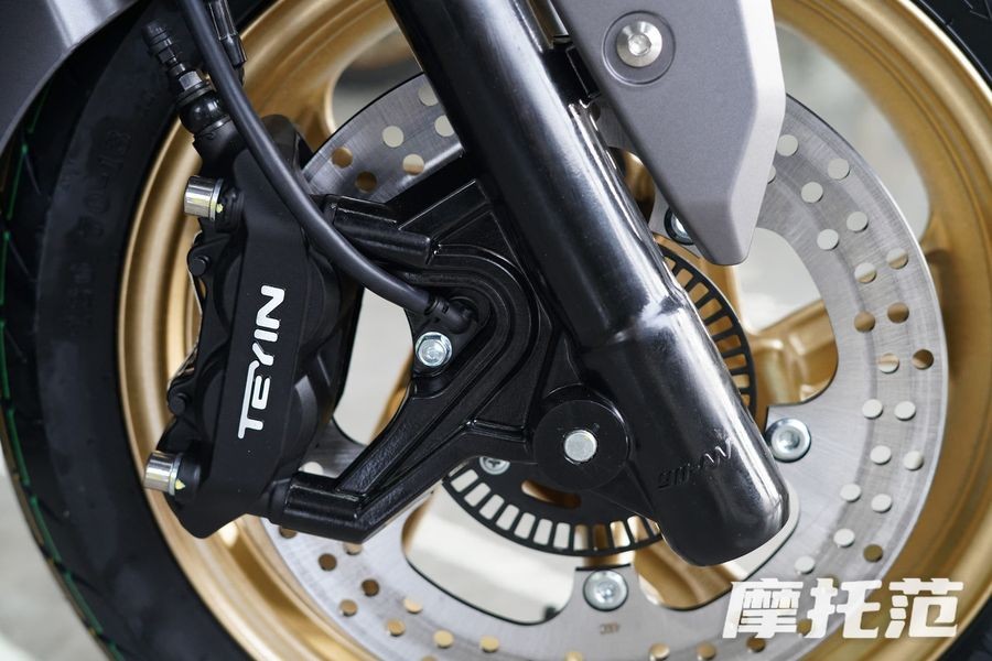 'Kẻ huỷ diệt Honda SH' ra mắt với giá chỉ 63 triệu đồng: Thiết kế mê ly, trang bị áp đảo Air Blade ảnh 5