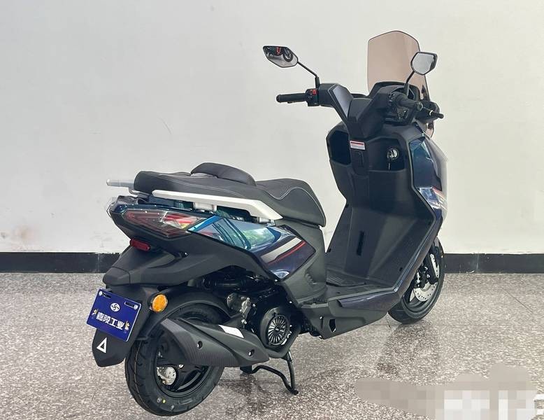 ‘Vua xe ga bình dân’ mới giá rẻ hơn Honda Vision chính thức ra mắt, có phanh ABS 2 kênh xịn như SH ảnh 5