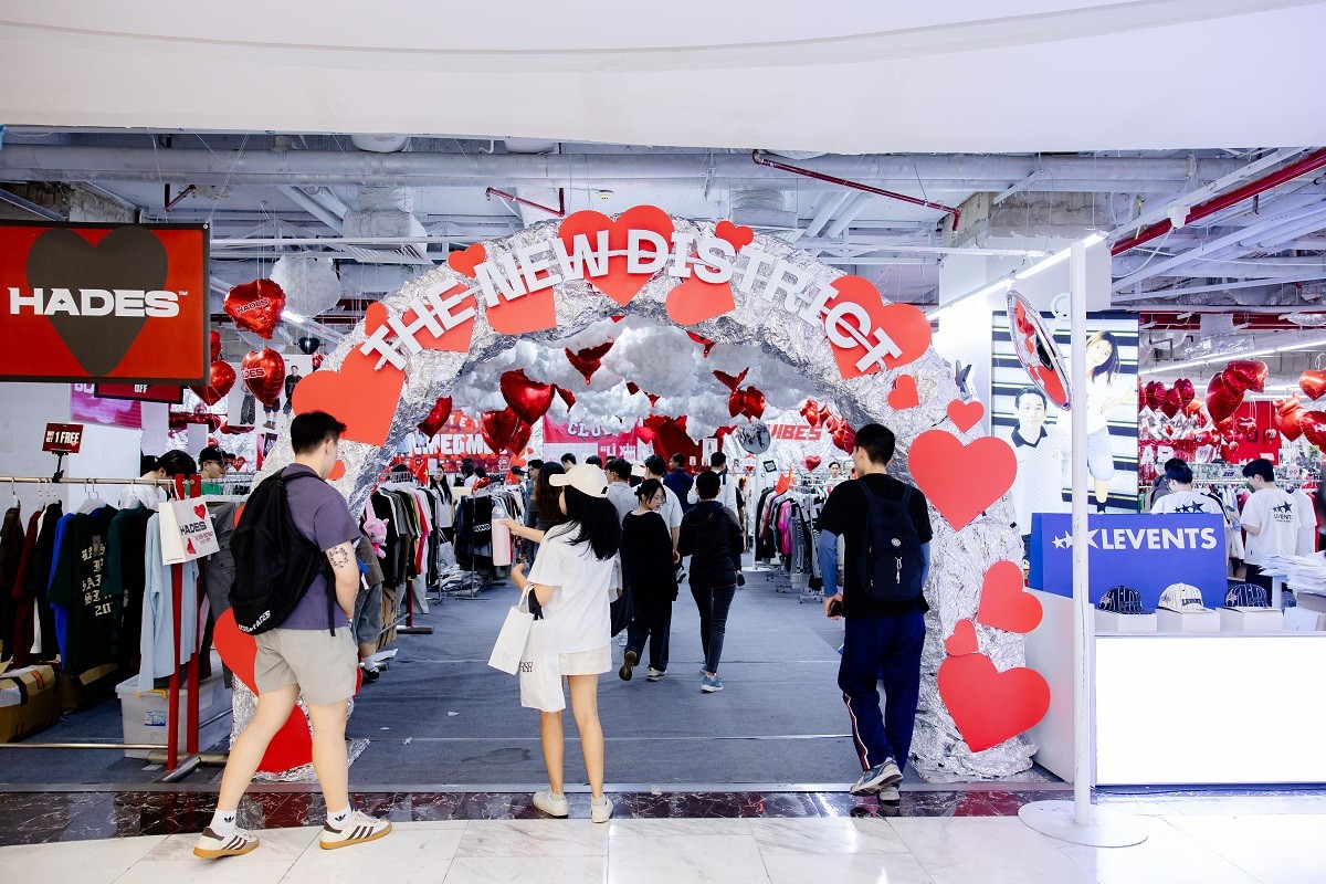 vincom-retail-pop-up-store-1760457911.jpg