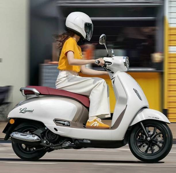 ‘Khắc tinh’ của Honda Vision chính thức ra mắt với giá 37 triệu đồng, có ABS và TCS ăn đứt ‘Tiểu SH’ ảnh 3