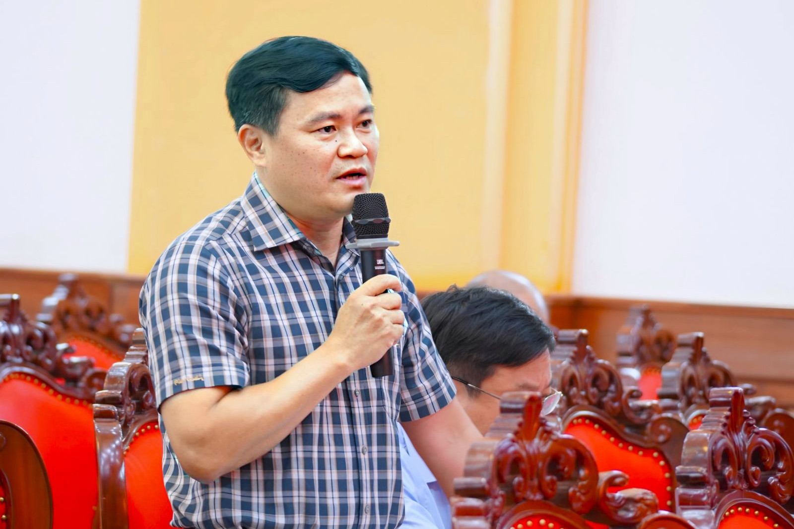 3-ho-trong-phuong-giam-doc-so-nong-nghiep-va-moi-truong-giai-trinh-lam-ro-cac-vuong-mac-1760969751.jpg