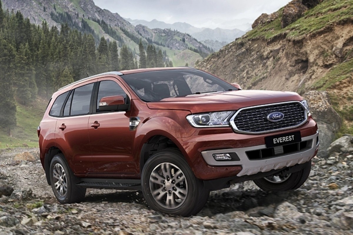 ford-trieu-hoi-hang-loat-ranger-everest-va-explorer-tai-viet-nam-vi-loi-phan-mem2-1760935773.webp