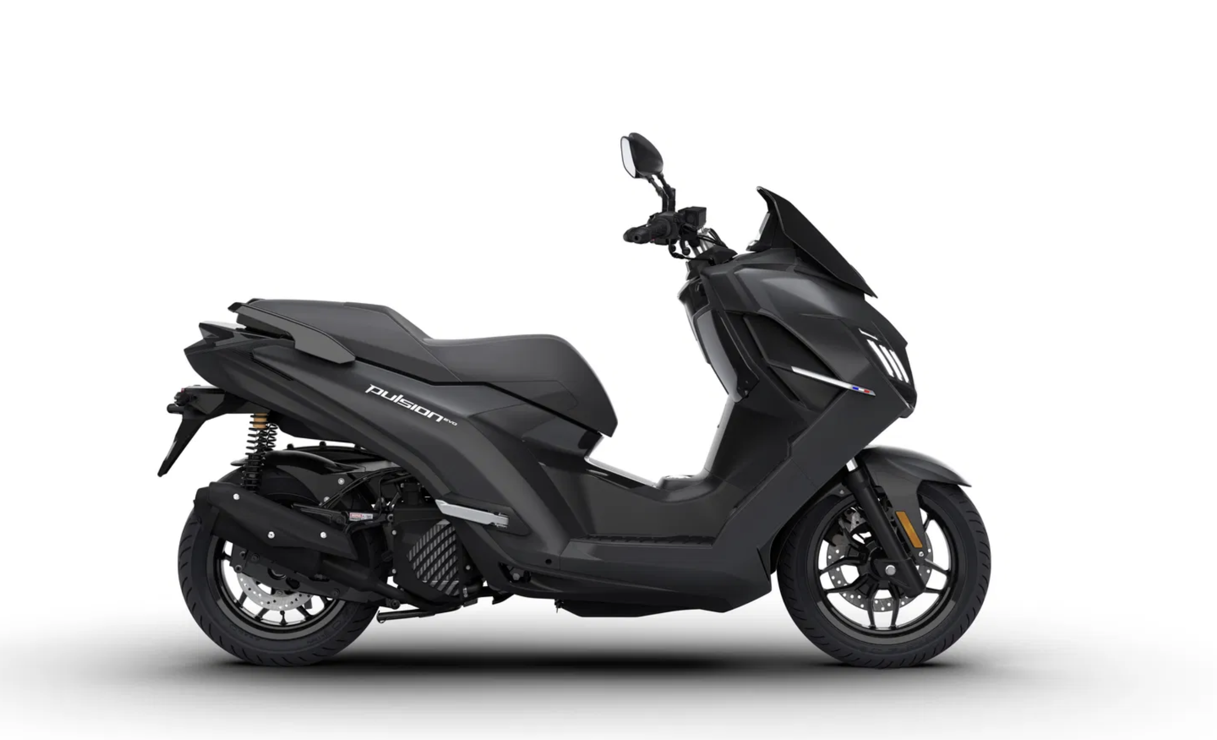 peugeot-tro-lai-duong-dua-scooter-125cc-voi-mau-pulsion-evo-hoan-toan-moi-2-1761014357.png