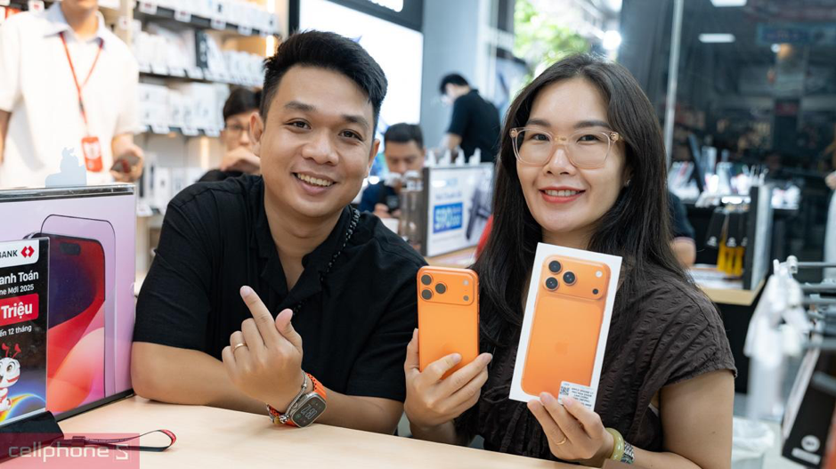 so-sanh-iphone-17-thuong-vs-iphone-17-pro-max-4-1761281285.png