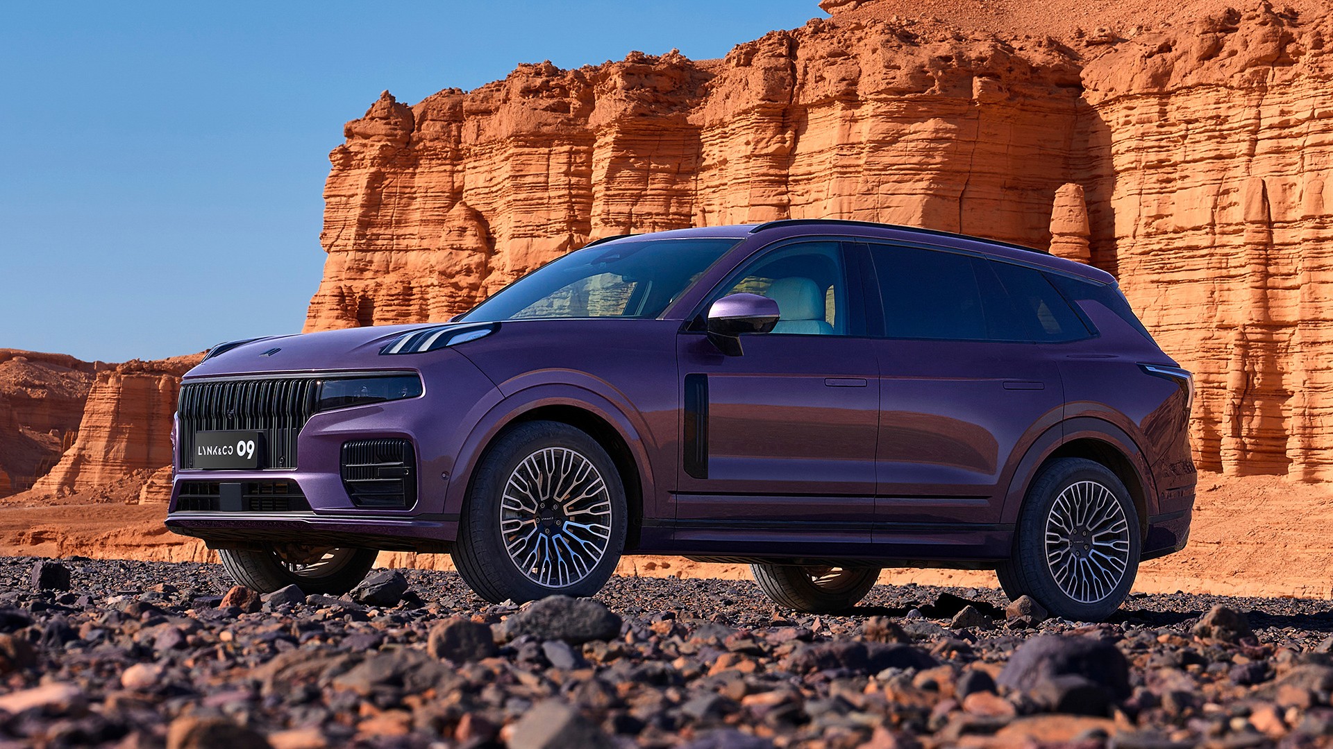 suv-hang-sang-gia-hon-520-trieu-dong-anh-em-voi-volvo-xc90-doi-thu-moi-cua-mercedes-benz-gle2-1761276673.jpg