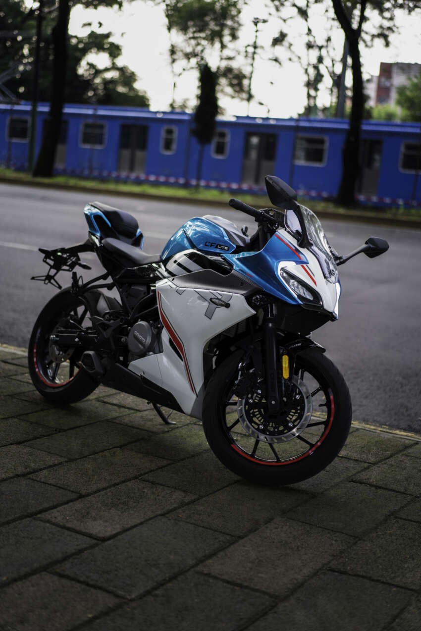 ‘Huỷ diệt’ Yamaha Exciter và Honda Winner R, ‘vua côn tay’ 249cc có ABS 2 kênh ra mắt giá 54 triệu đồng ảnh 2