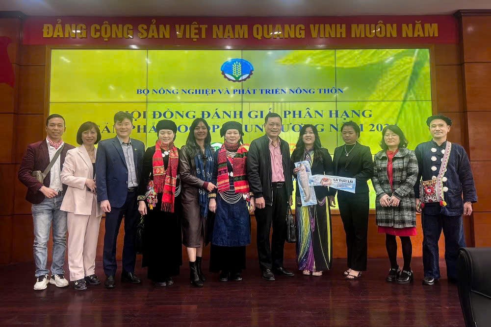 du-lich-cong-dong-ecohost-hai-hau-ocop-5-sao-1761532792.jpg