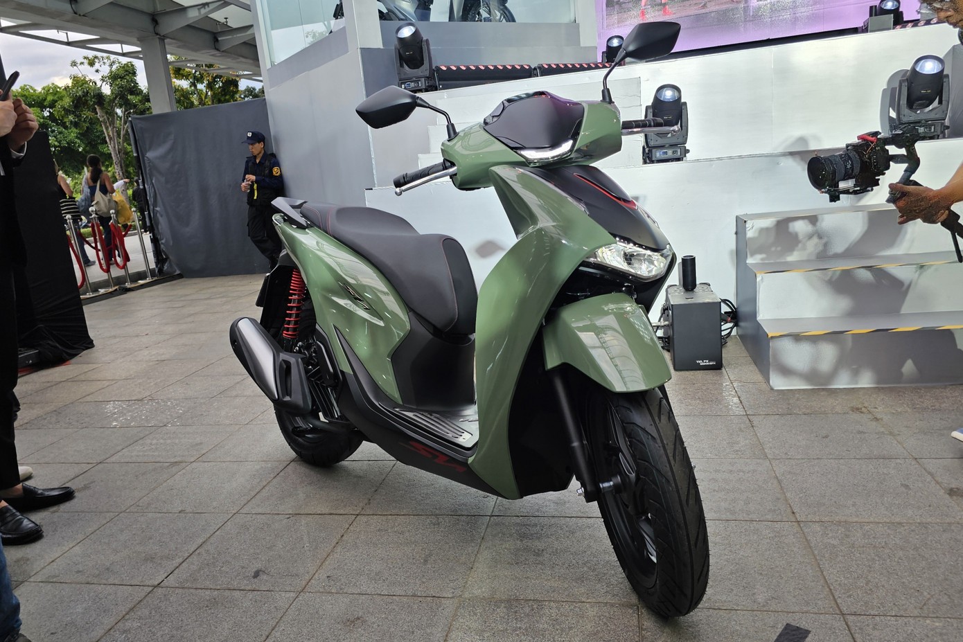 Honda SH 2026 chính thức ra mắt tại Việt Nam với giá hấp dẫn, nhưng bị chê vì một điểm duy nhất