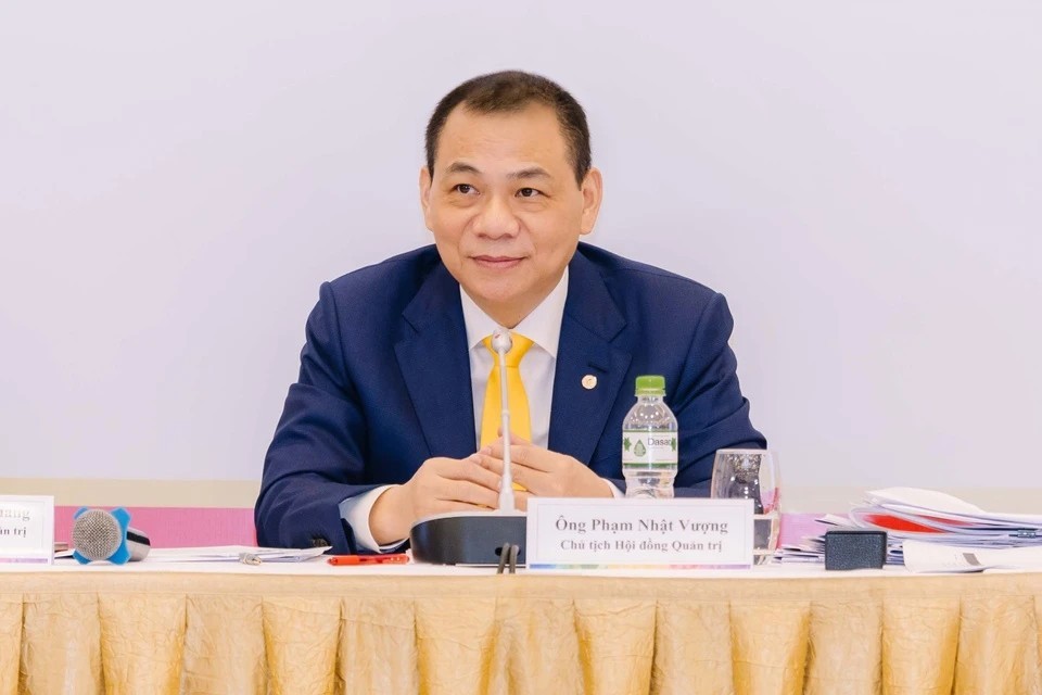 pham-nhat-vuong-202520251106162433-1762426032.jpg