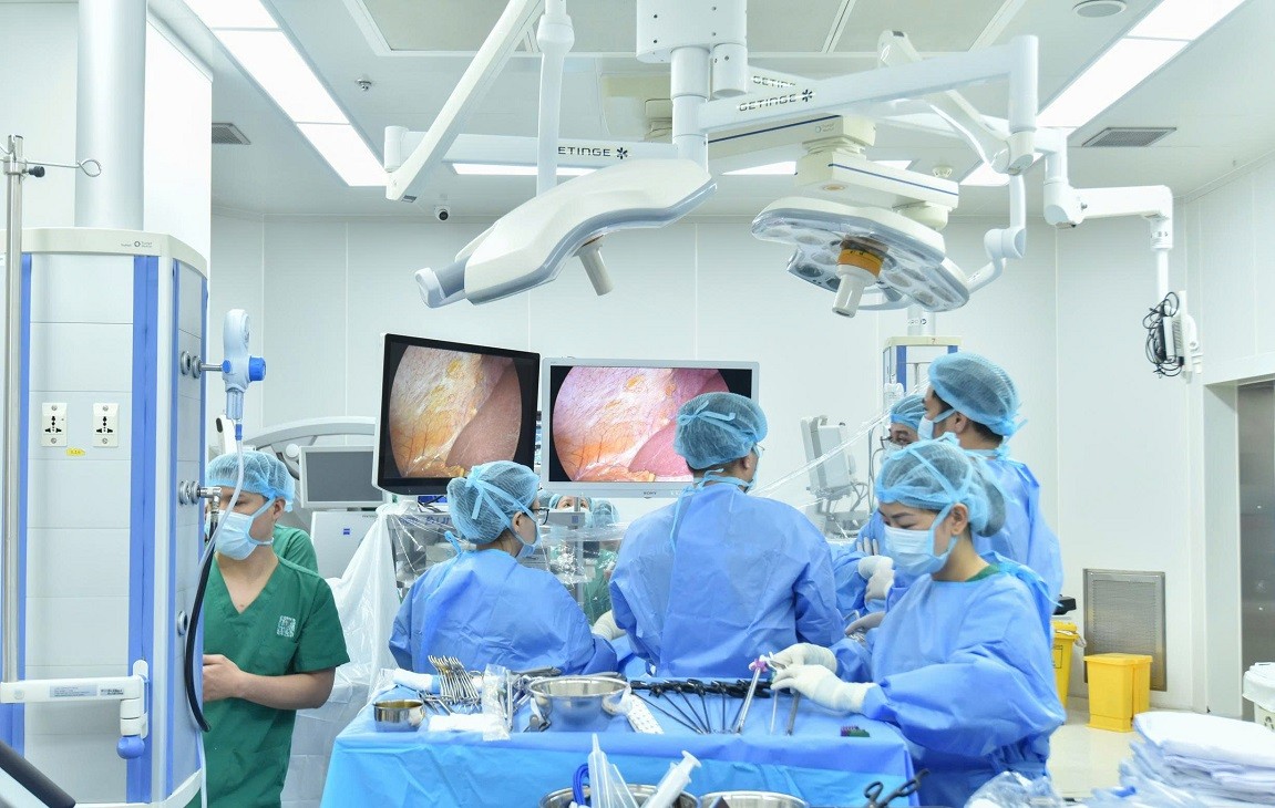 benh-vien-quan-y-175-lam-chu-ky-thuat-noi-soi-lay-gan-va-than-hien-song-1-1762511571.jpg