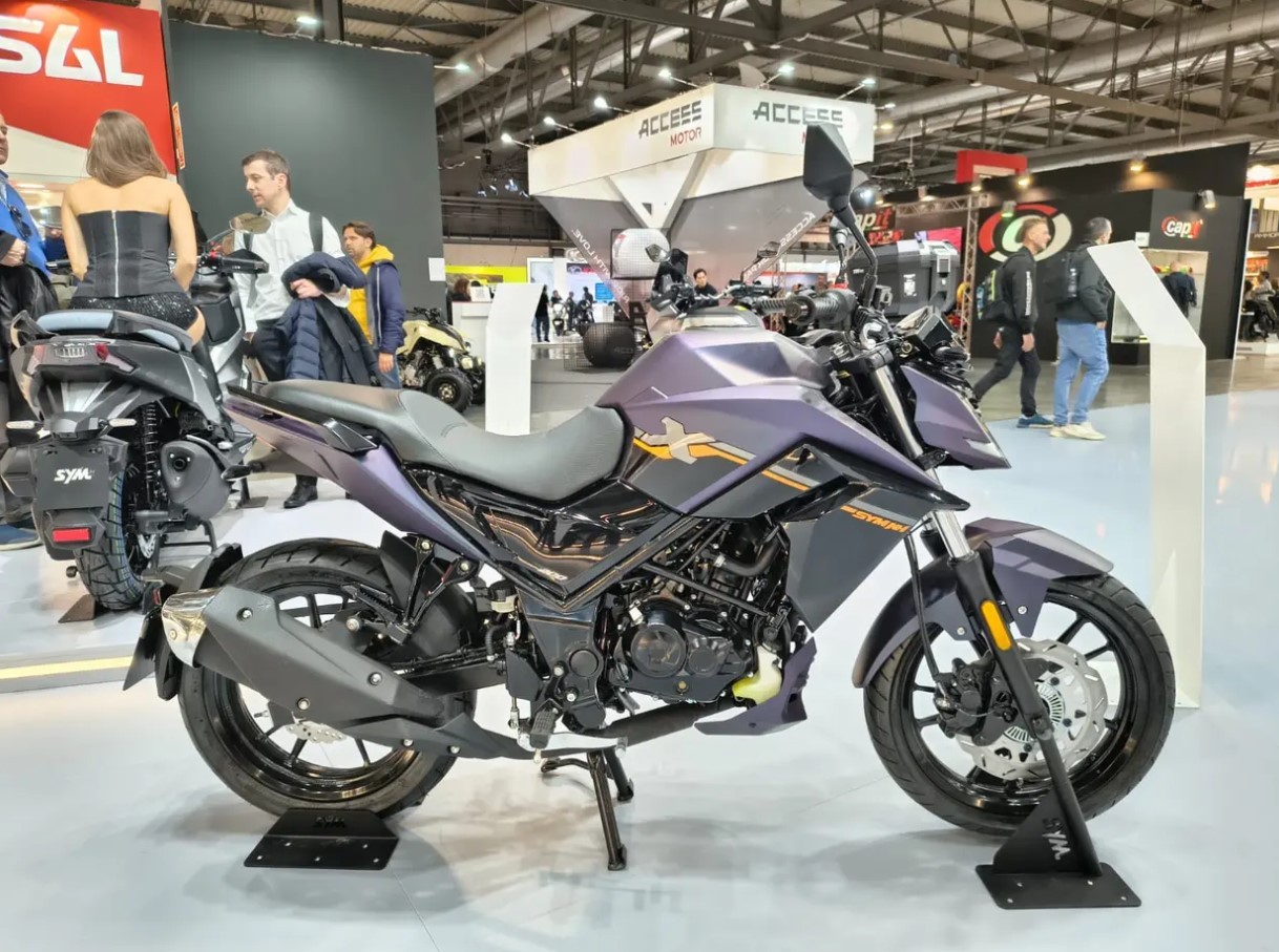 Ra mắt ‘vua côn tay’ 125cc mới cứng, có phanh ABS 2 kênh xịn sò hơn Yamaha Exciter và Honda Winner R ảnh 2