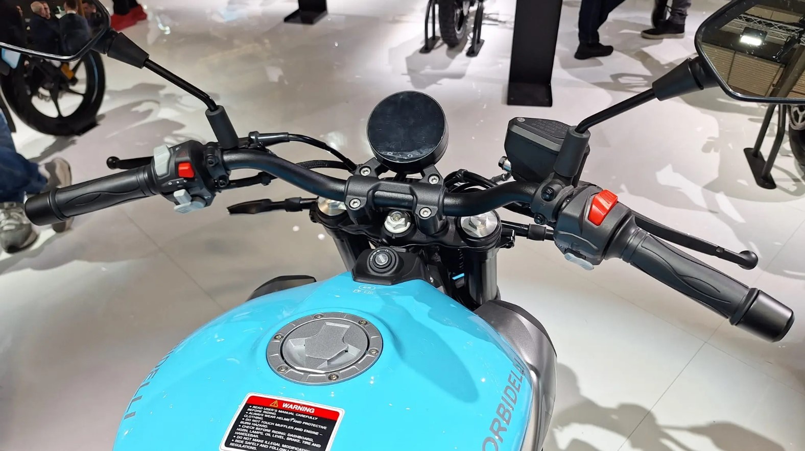 Dẹp Yamaha Exciter và Honda Winner R đi, ‘vua côn tay’ 125cc mới của Ý ra mắt với ABS 2 kênh cực xịn ảnh 5