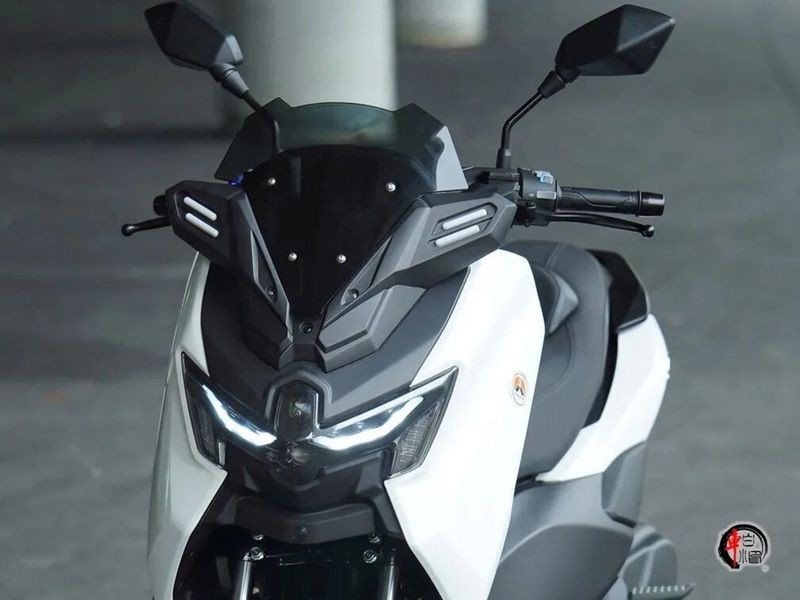 Tin xe hot 12/11: Yamaha ra mắt ‘kỳ phùng địch thủ’ của Honda SH, giá chỉ từ 52,8 triệu đồng ảnh 2