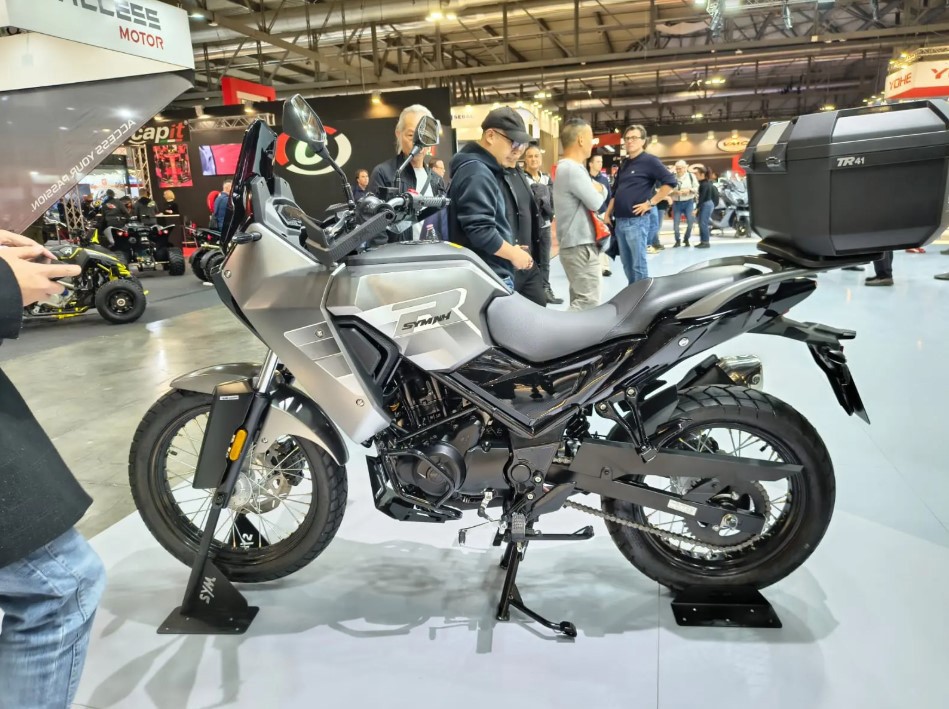 ‘Ông trùm xe côn tay’ mới ra mắt với thiết kế ‘cực chất’, có ABS kênh đôi ăn đứt Exciter và Winner R ảnh 2