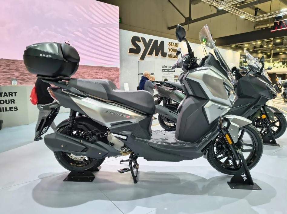 Tin xe trưa 13/11: ‘Vua xe ga’ 125cc mới trình làng, ‘gây sốt’ vì xịn hơn Honda SH Mode và Air Blade ảnh 2