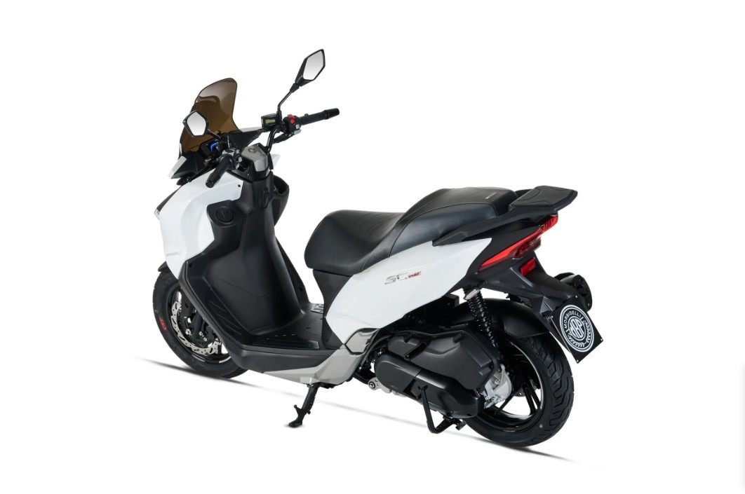 Chính thức ra mắt ‘vua xe ga’ 125cc mới thiết kế bắt mắt hơn Honda Air Blade, có ABS và TCS như SH ảnh 3