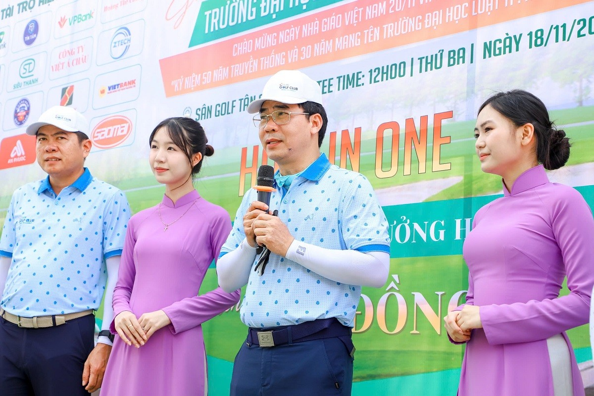 hon-200-golfer-tham-gia-giai-golf-mung-ngay-nha-giao-viet-nam-2-1763557074.jpg