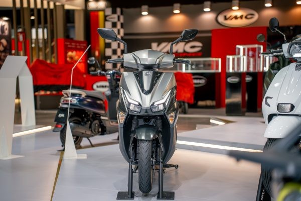 Khắc chế Honda Air Blade, ‘ông hoàng xe ga’ 125cc mới xịn như SH ra mắt, hứa hẹn gây sốt bằng giá rẻ ảnh 6