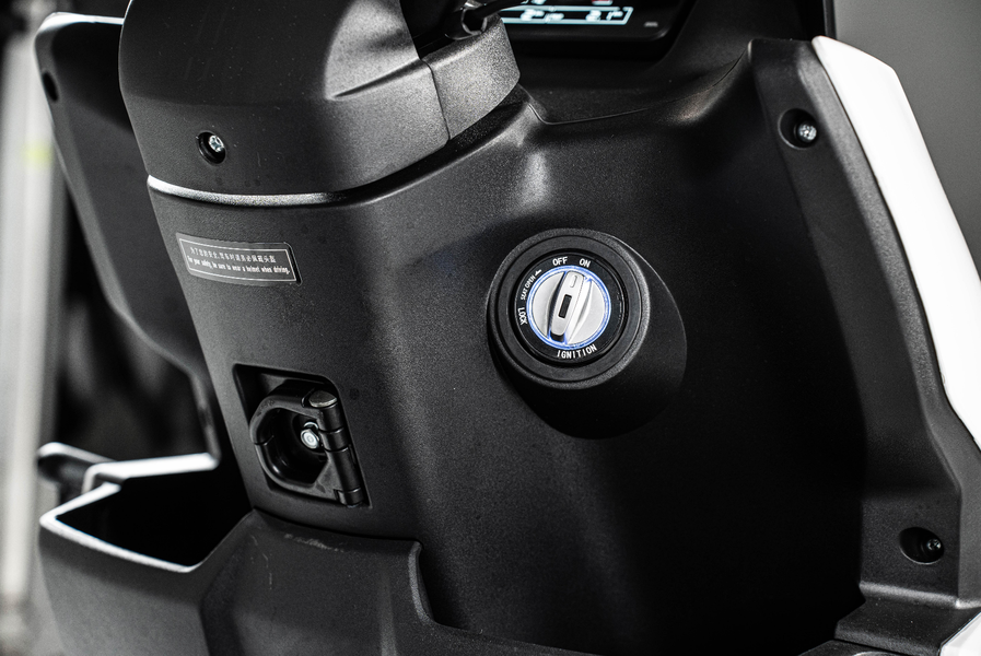 Chính thức ra mắt ‘xe ga quốc dân’ mới có ABS như Honda SH, giá rẻ hơn Vision cả chục triệu đồng ảnh 5