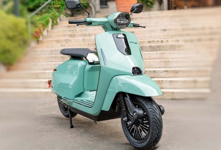 Tin xe 27/11: ‘Huyền thoại côn tay’ mới đẹp hơn Exciter, trang bị át vía Winner R ra mắt với giá mềm ảnh 3