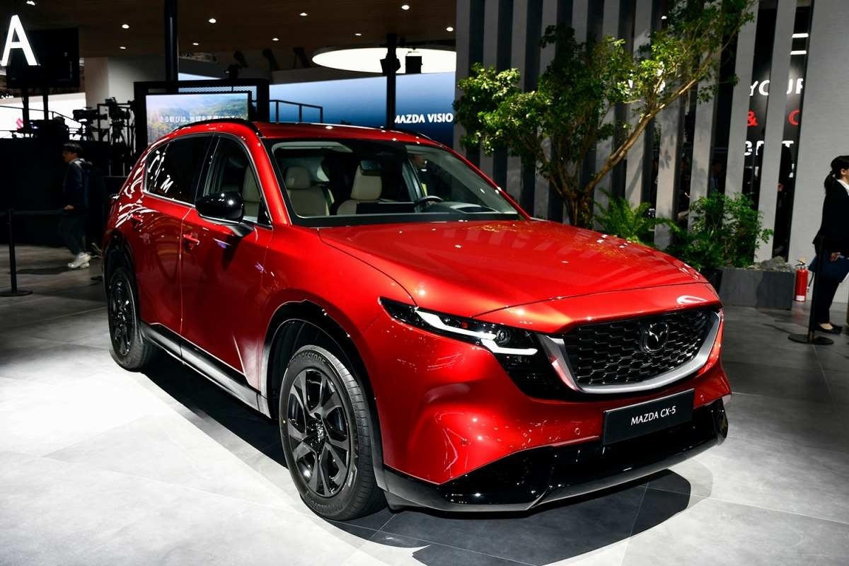 mazda-cx-5-xang-sap-bien-mat-khoi-thi-truong-nay-lieu-sap-toi-se-la-viet-nam2-1764756558.jpg