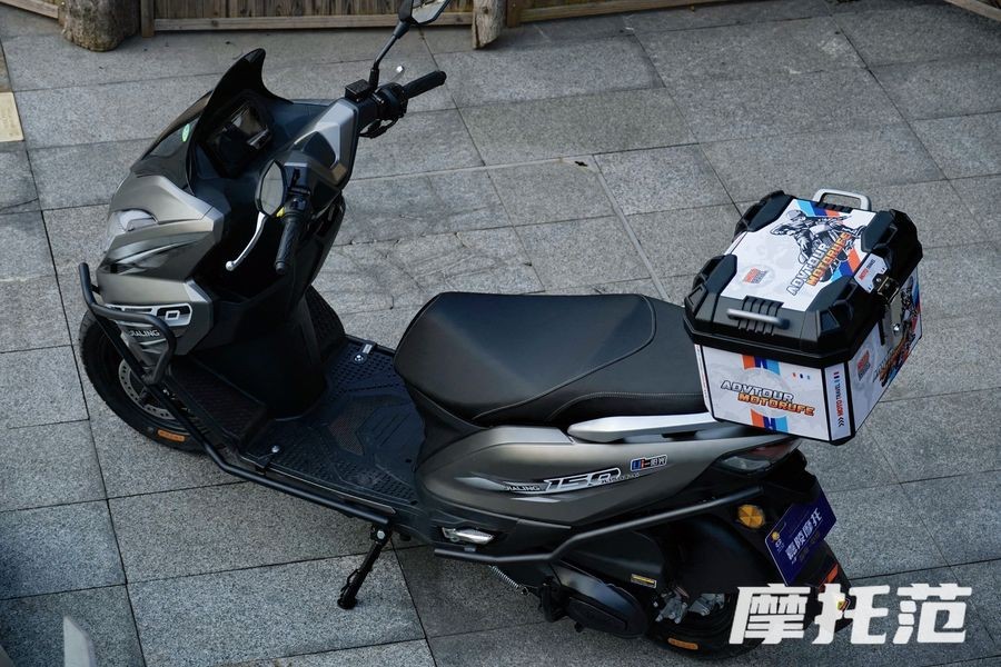 Khắc chế Honda Air Blade, ‘vua xe ga’ 150cc mới ra mắt giá chỉ 26 triệu đồng mà xịn hơn cả SH Mode ảnh 2