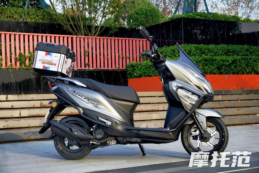 Khắc chế Honda Air Blade, ‘vua xe ga’ 150cc mới ra mắt giá chỉ 26 triệu đồng mà xịn hơn cả SH Mode ảnh 4