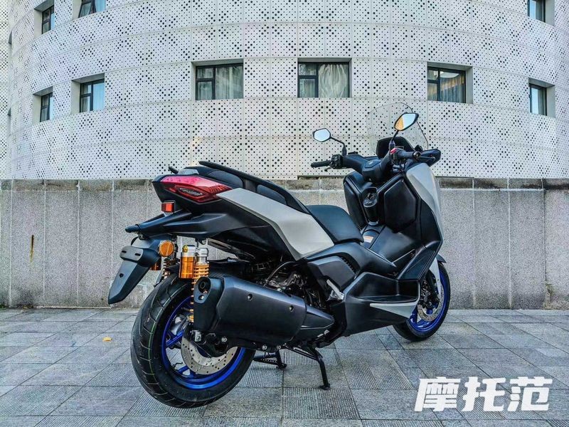 ‘Cơn ác mộng của Honda SH’ chính thức ra mắt với giá cực rẻ, trang bị áp đảo Air Blade và SH Mode ảnh 6