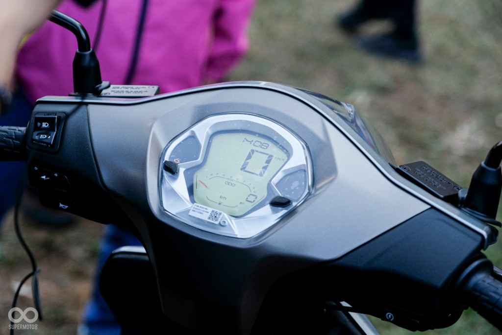 Đối thủ ‘nặng ký’ của Honda Air Blade ra mắt với giá hấp dẫn 46 triệu đồng, trang bị đe nẹt SH Mode ảnh 10