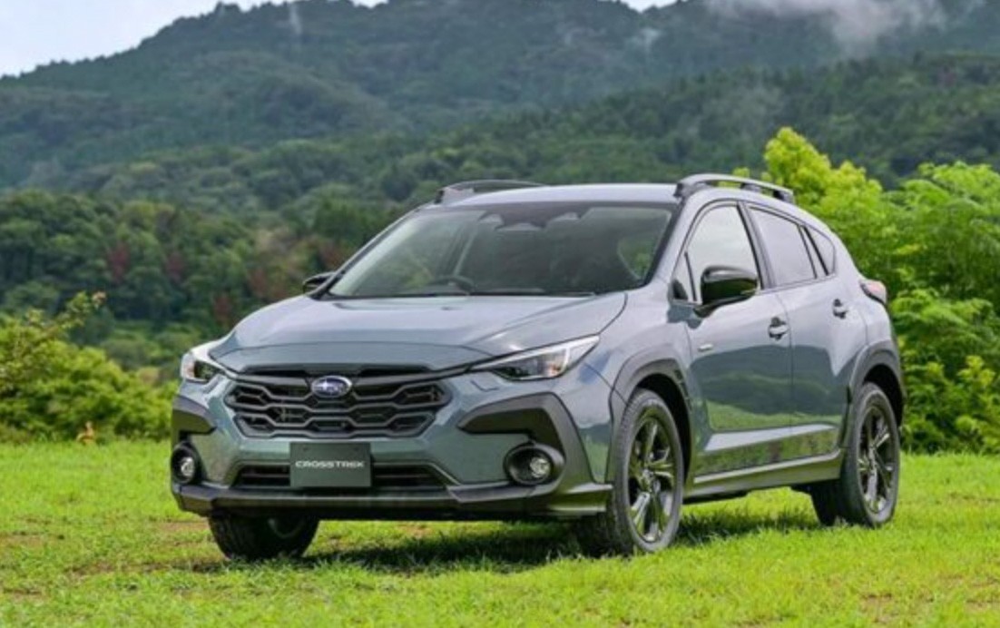 3subaru-forester-doi-cu-tiep-tuc-giam-hon-300-trieu-dong-sau-khi-the-he-moi-ra-mat-viet-nam-1765165395.jpg